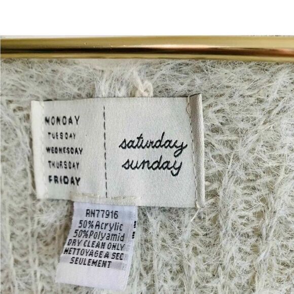 Anthro Saturday/Sunday Cream Cozy Fuzzy Knit Oversized Shawl Wrap Poncho OS - Picture 8 of 9